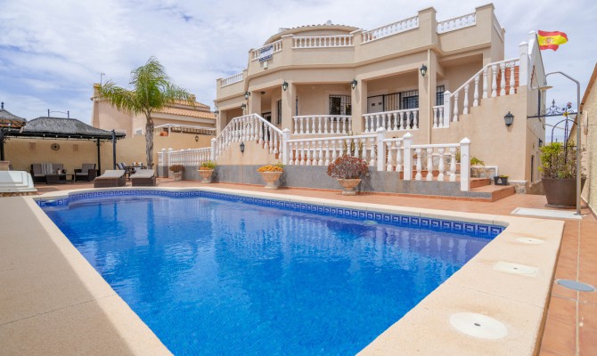 Detached Villa - Venta - Benimar - LF0227