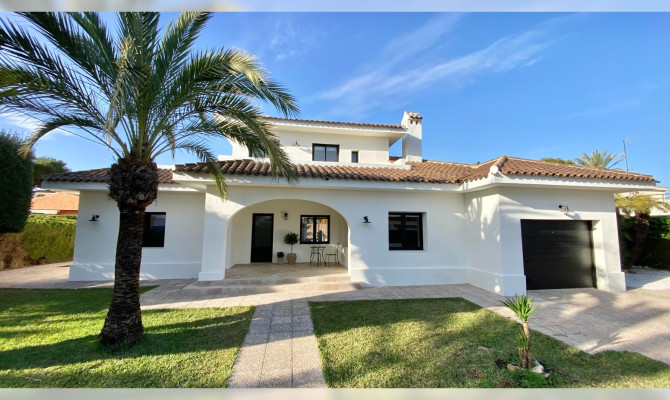 Detached Villa - Venta - Cabo Roig - Cabo Roig