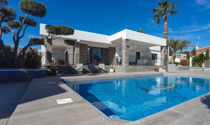 Detached Villa - Venta - Ciudad Quesada - DLF089