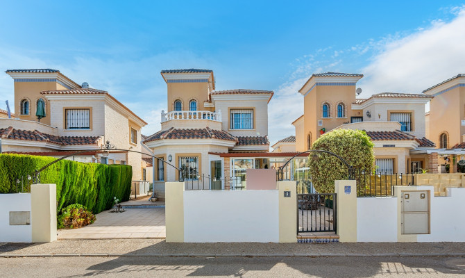 Detached Villa - Venta - Guardamar del Segura - Guardamar del Segura