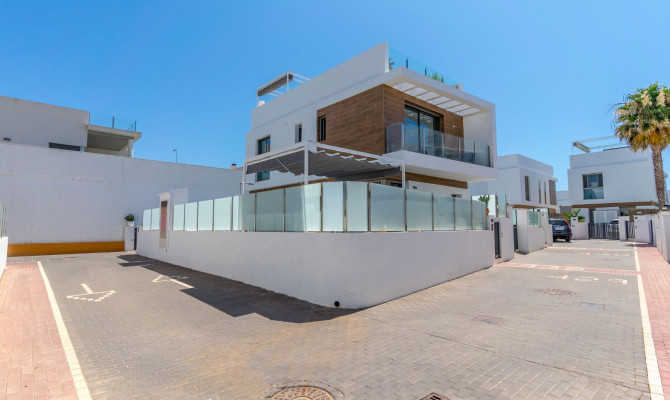 Detached Villa - Venta - Orihuela Costa - QCV -20124