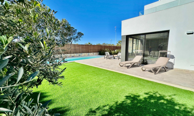 Detached Villa - Venta - Orihuela - Las Colinas Golf