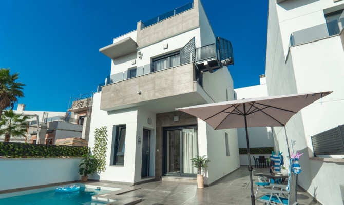 Detached Villa - Venta - Torrevieja - La Florida