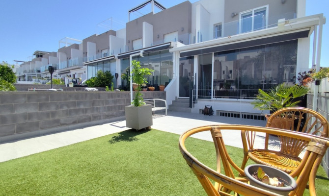 Eckreihenhaus - Resale - Torrevieja - Torrevieja
