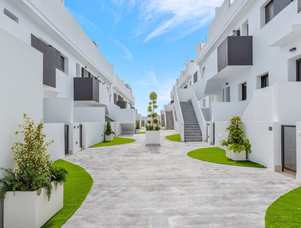 Nowa konstrukcja - Bungalow - Torrevieja - Lago Jardín II