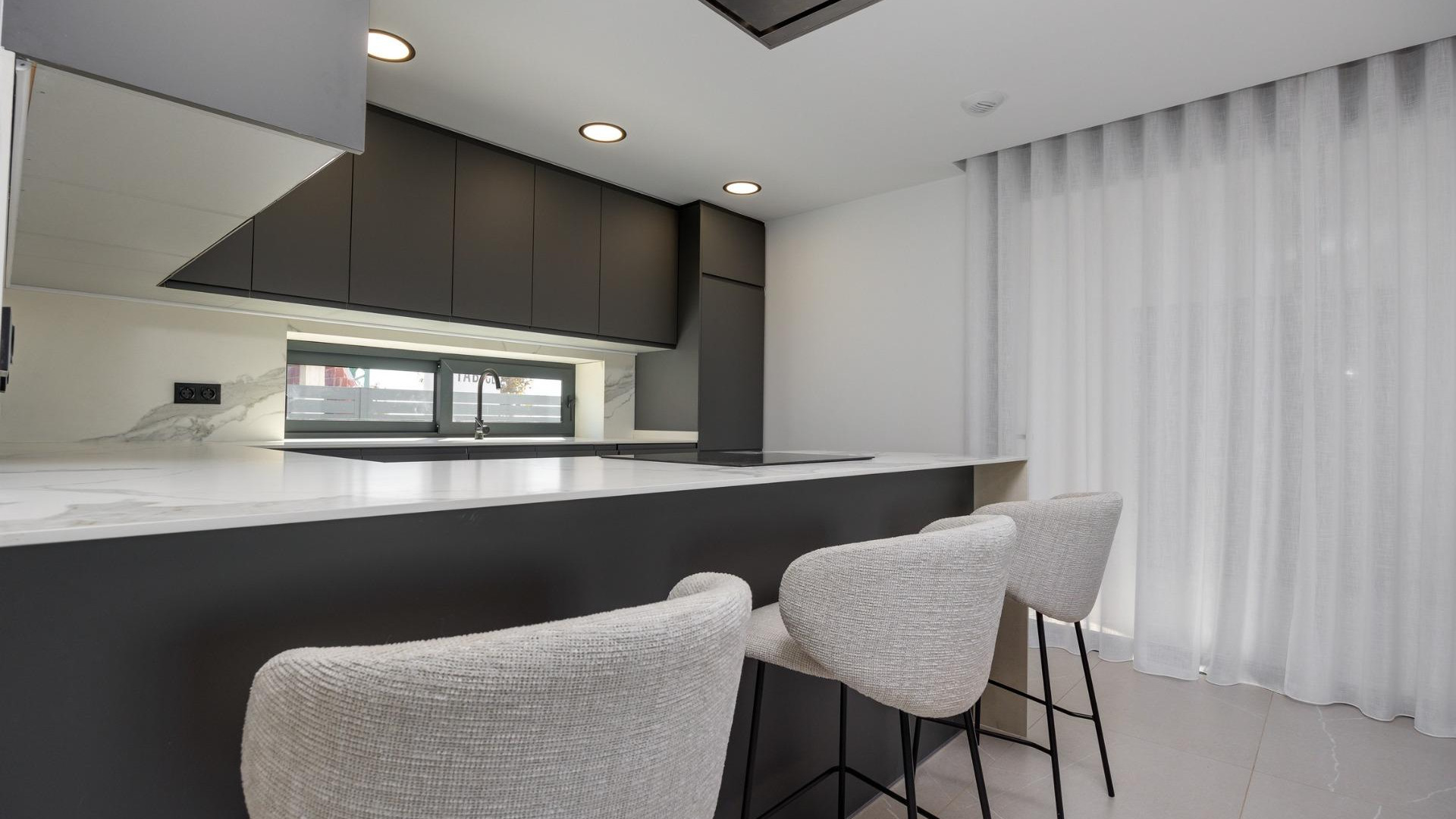 Nowa konstrukcja - Detached Villa - Torrevieja - Sector 25