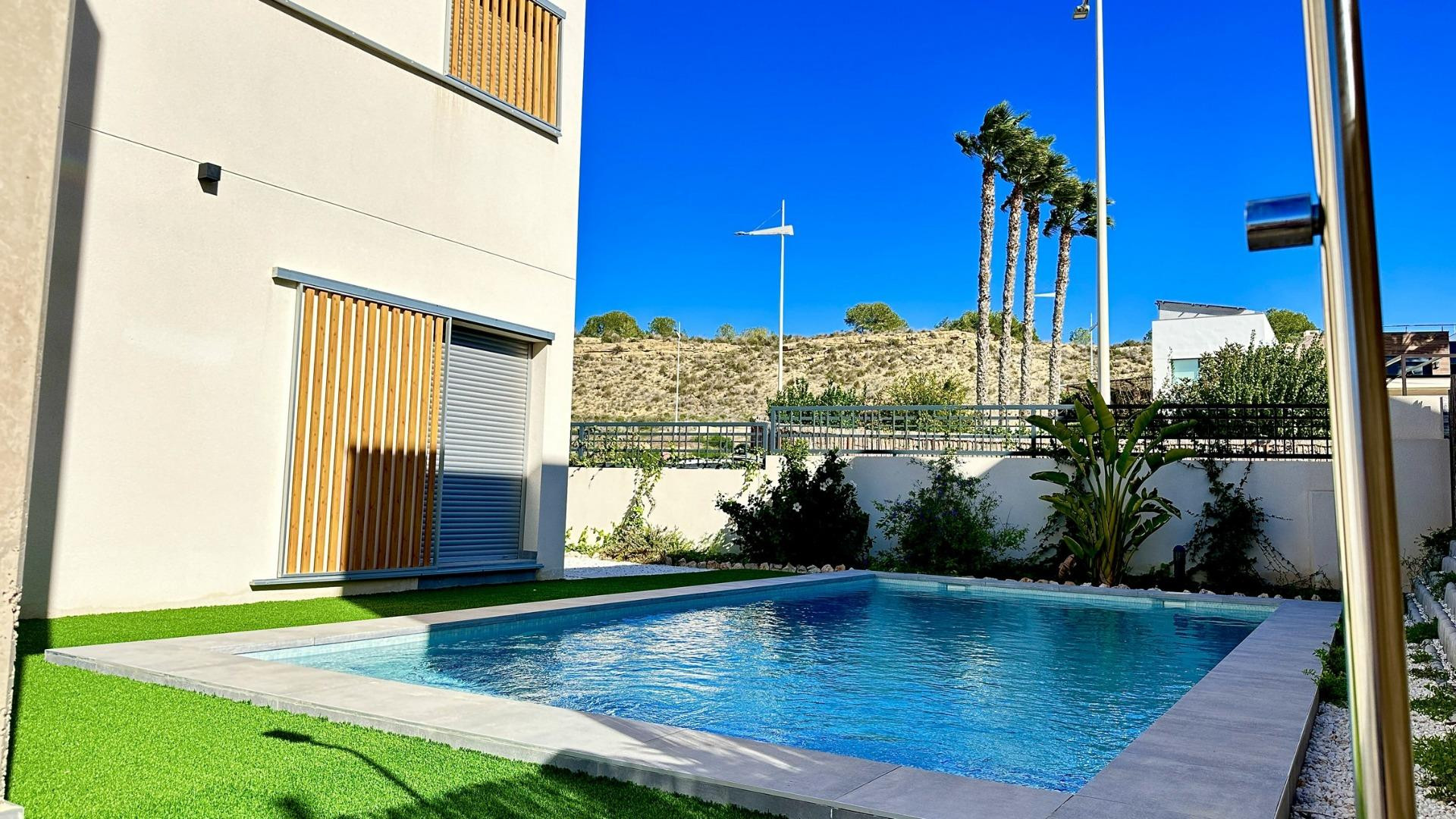 Obra Nueva - Detached Villa - Algorfa - La finca Golf