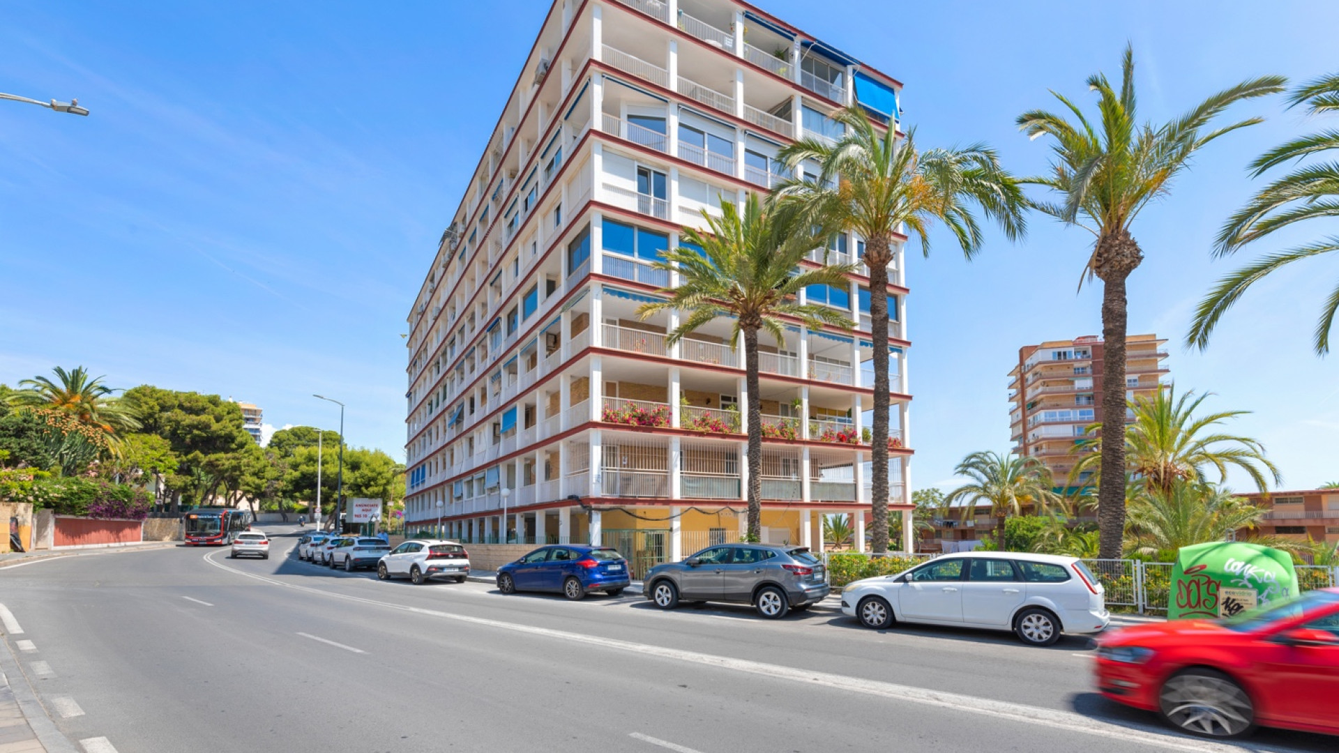Resale - Apartment - Alicante
