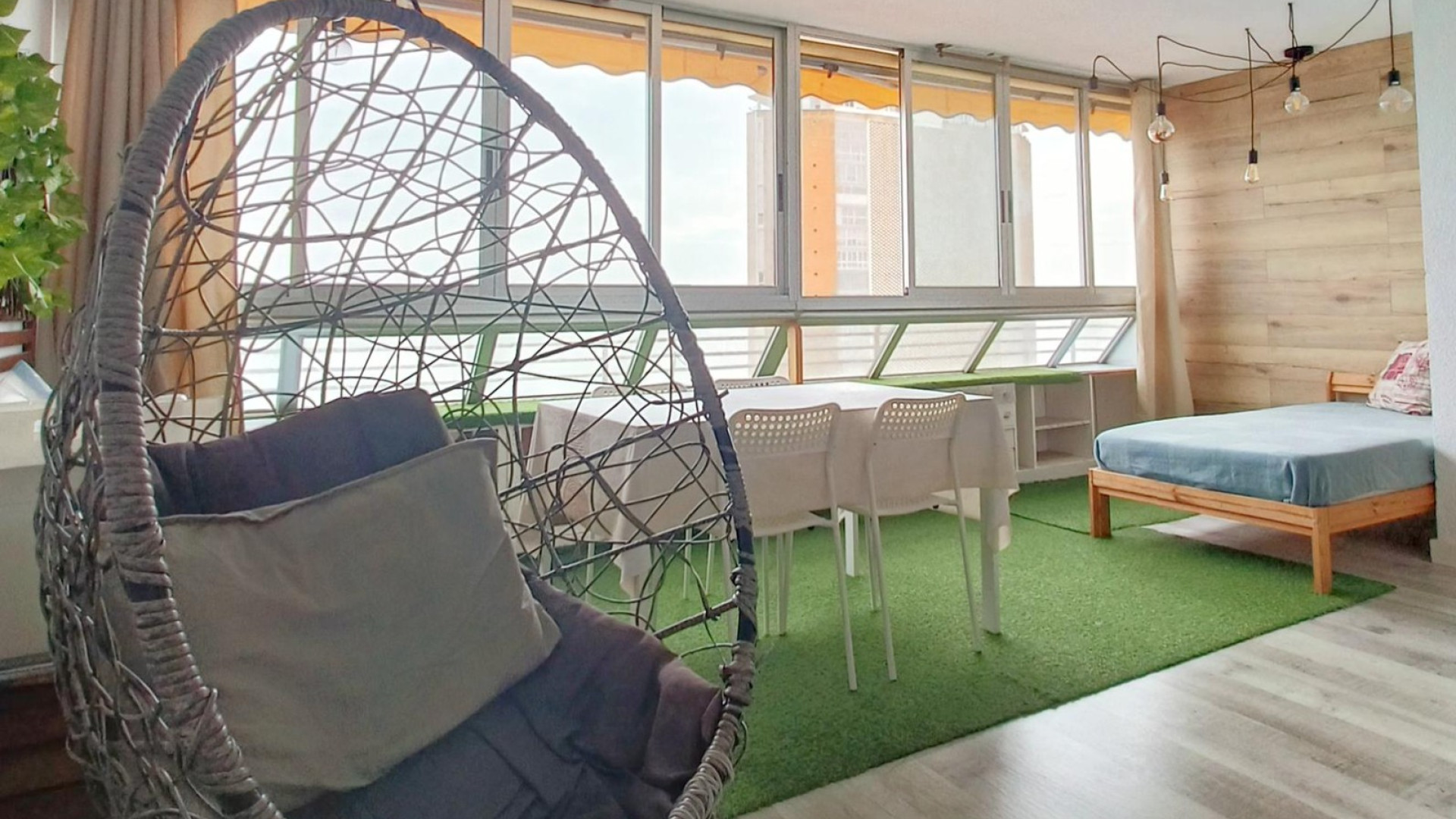 Resale - Apartment - Alicante