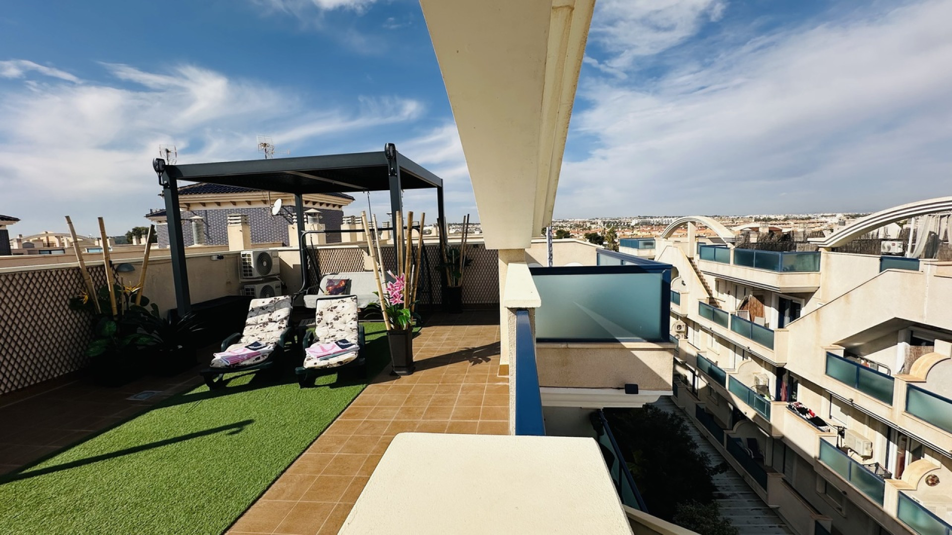 Resale - Apartment - Cabo Roig