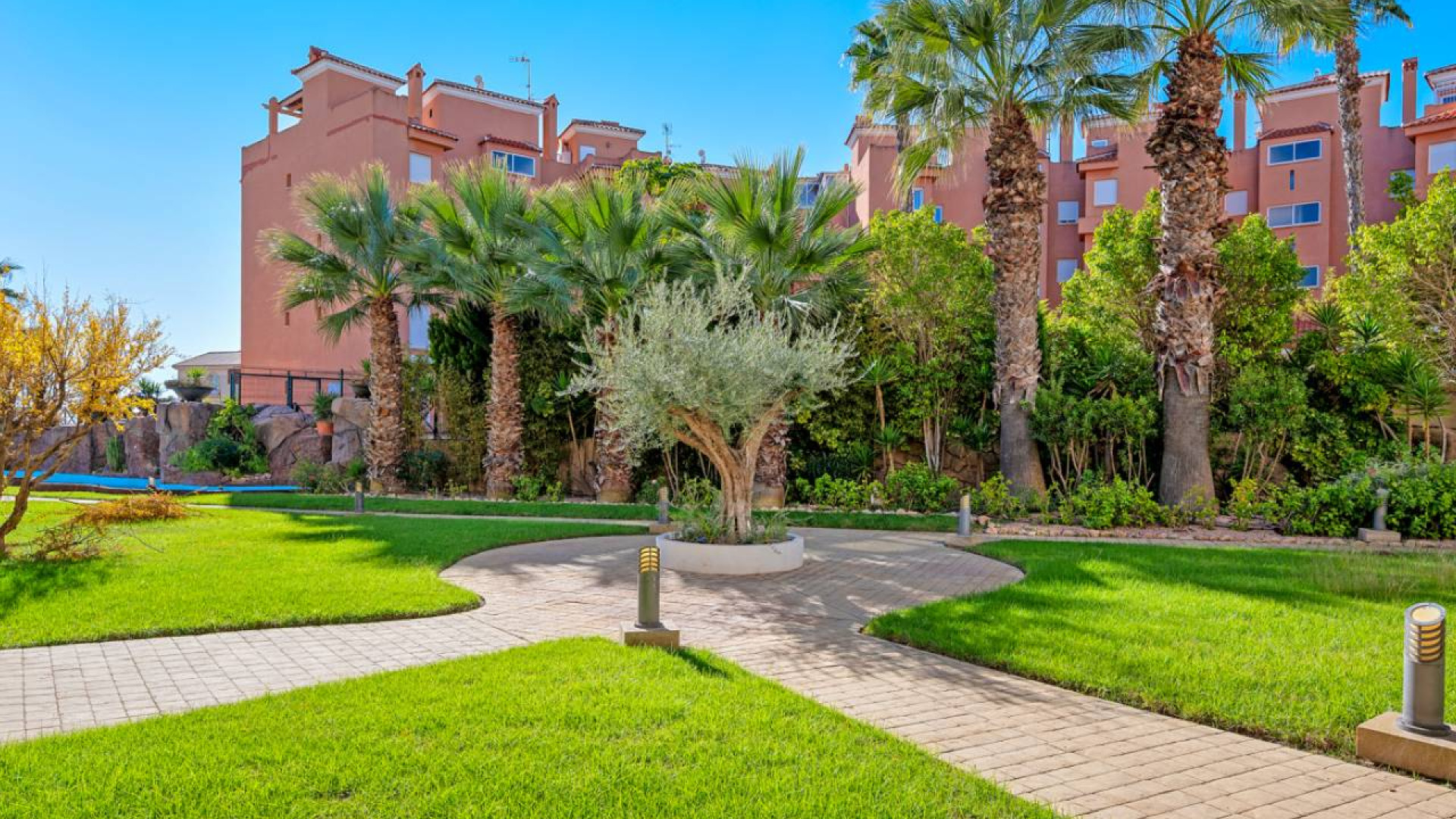 Resale - Apartment - Cabo Roig