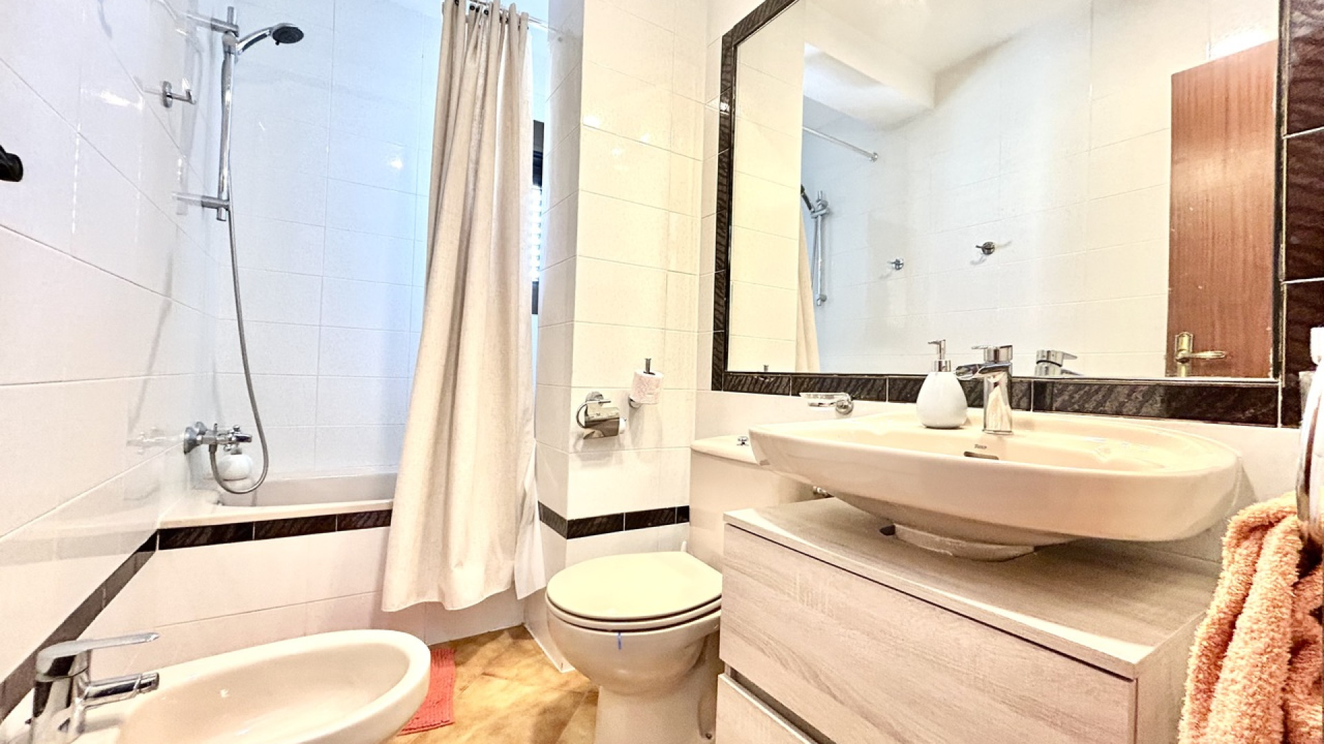 Resale - Apartment - Cabo Roig
