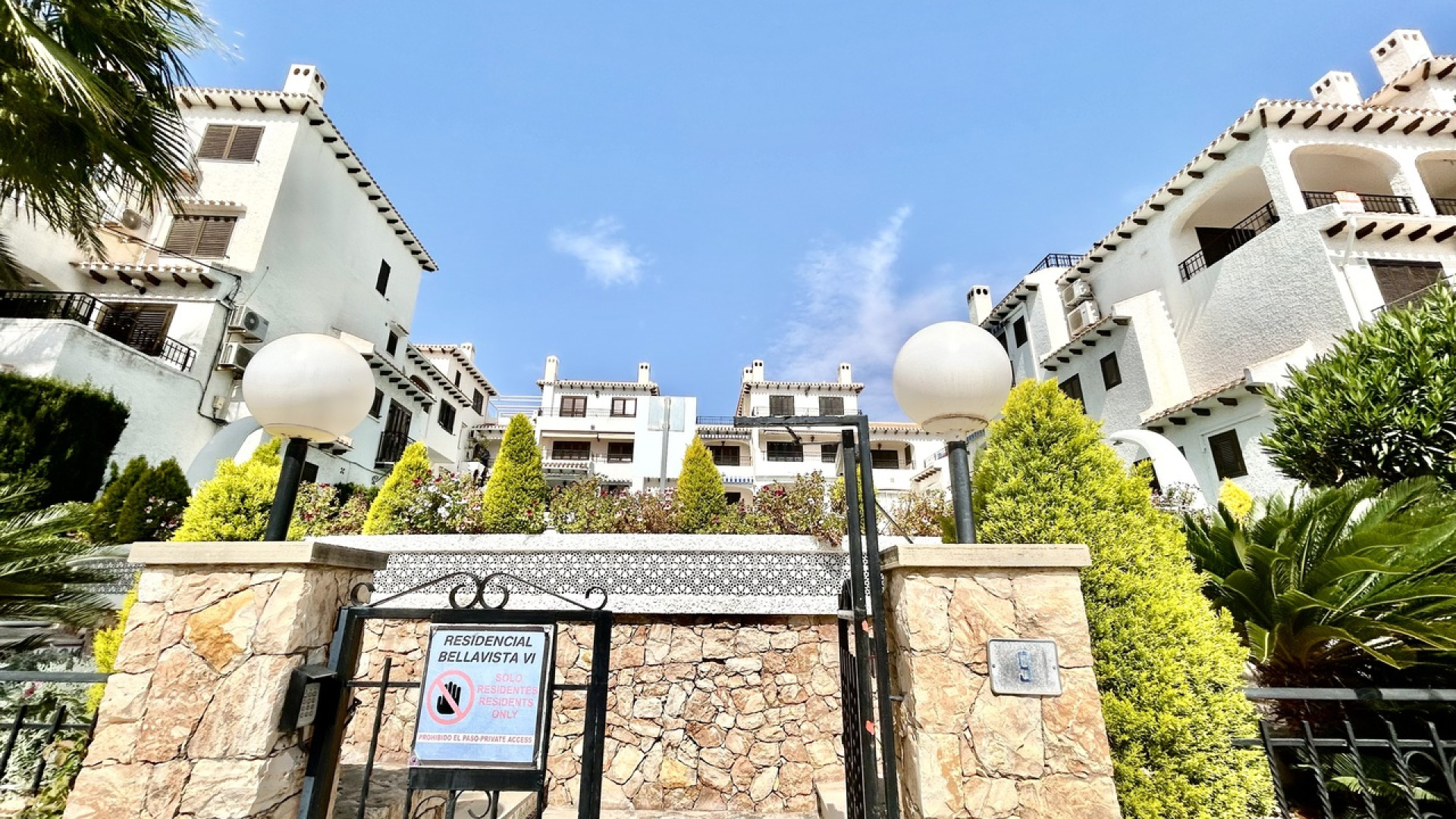 Resale - Apartment - Cabo Roig