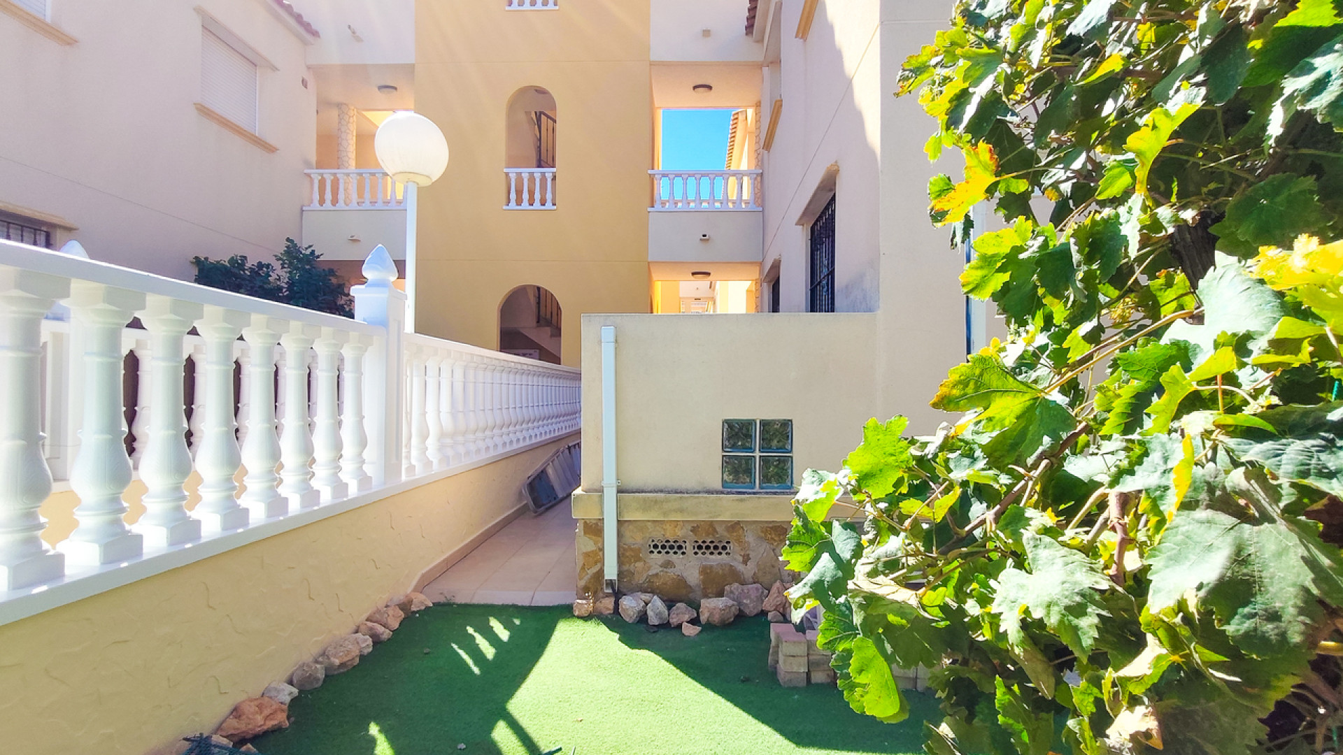 Resale - Apartment - Cabo Roig