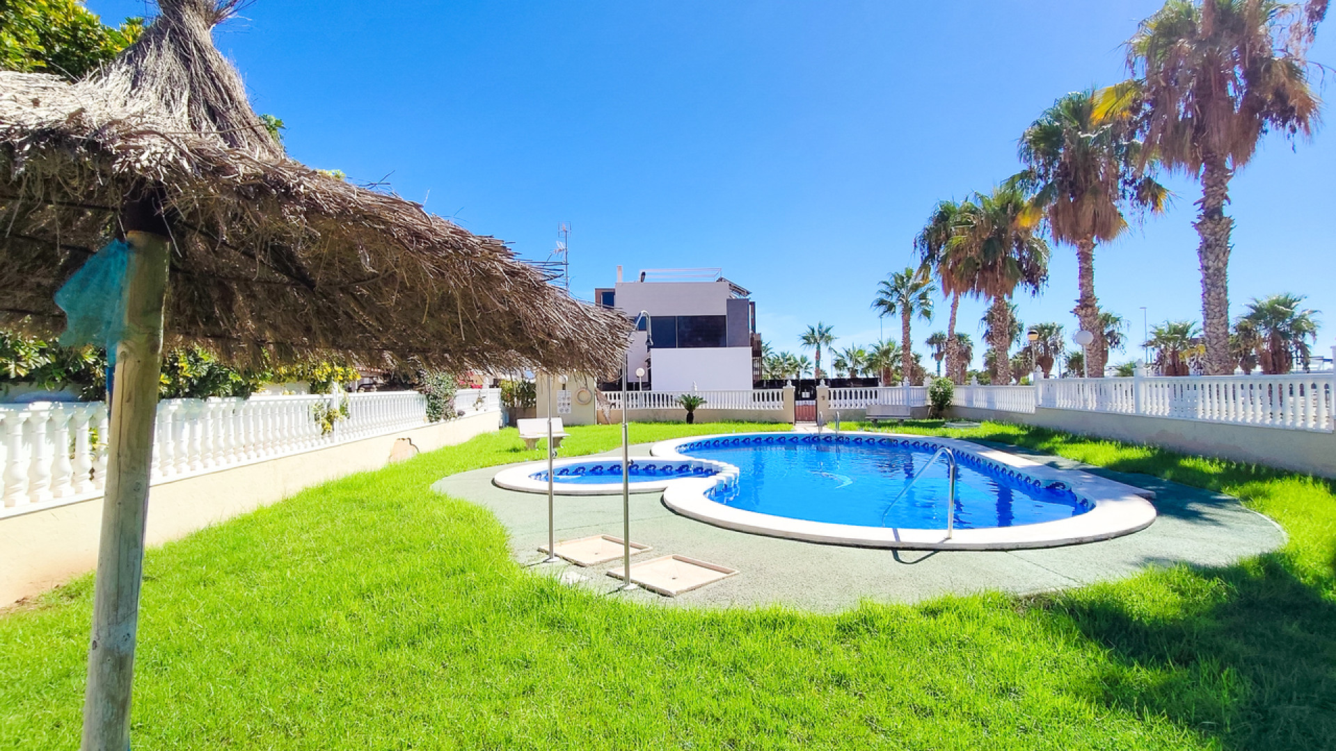 Resale - Apartment - Cabo Roig