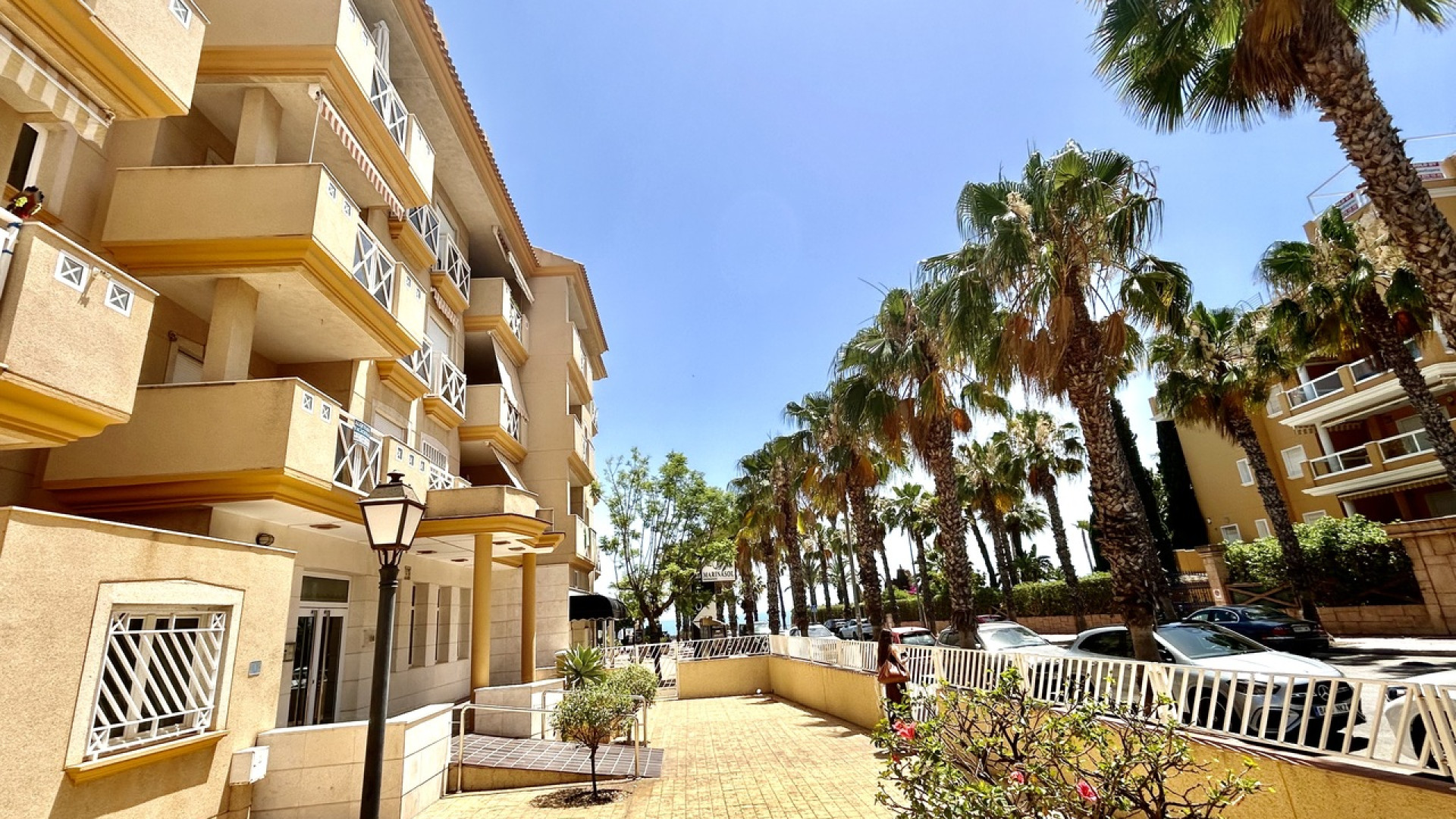Resale - Apartment - Cabo Roig