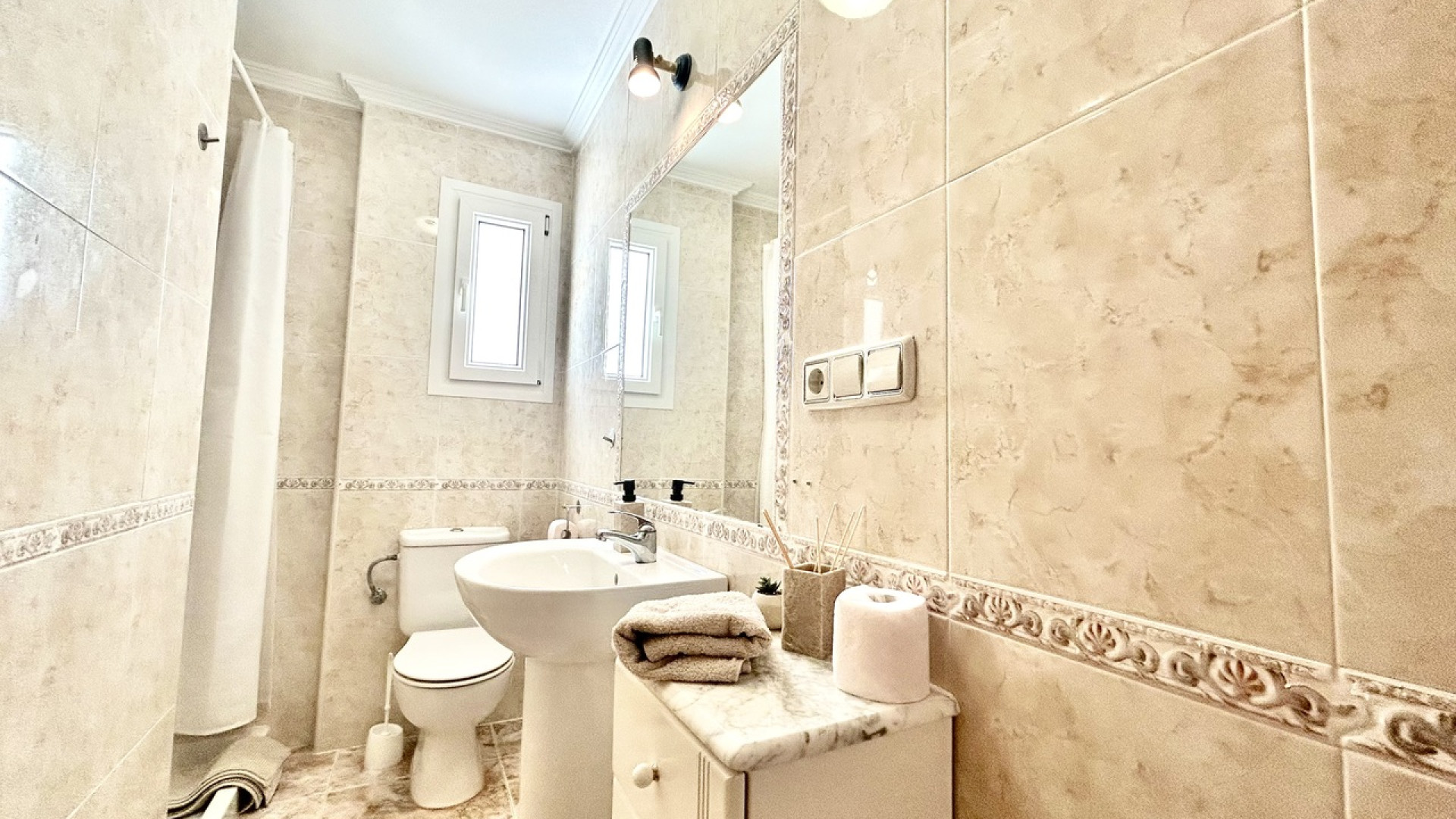 Resale - Apartment - Cabo Roig
