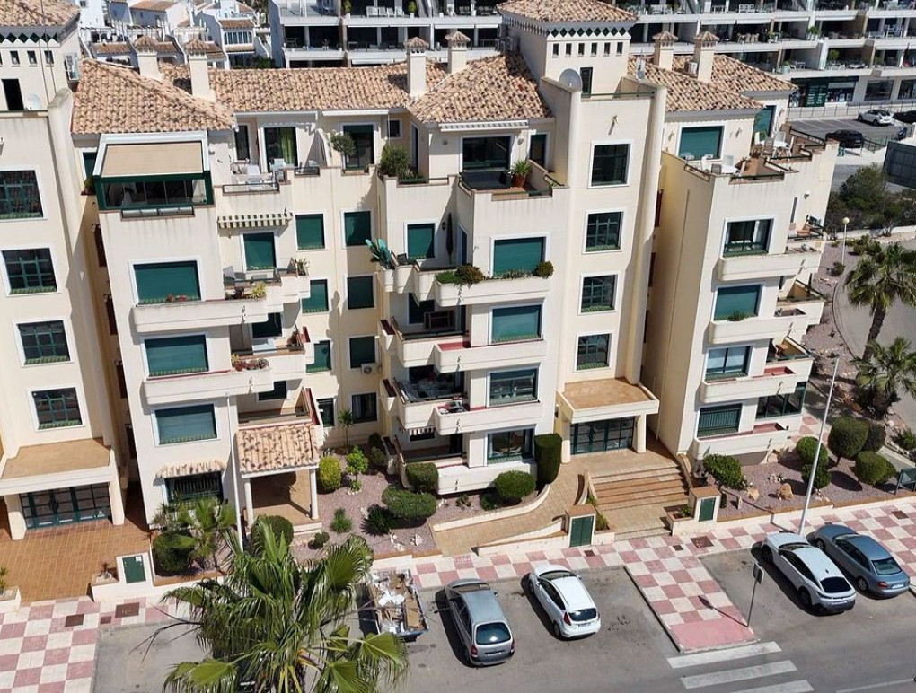 Resale - Apartment - Campoamor