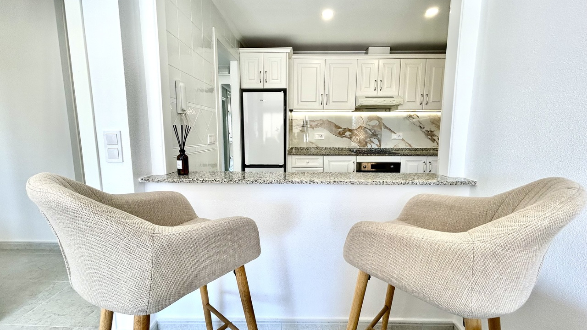 Resale - Apartment - Campoamor