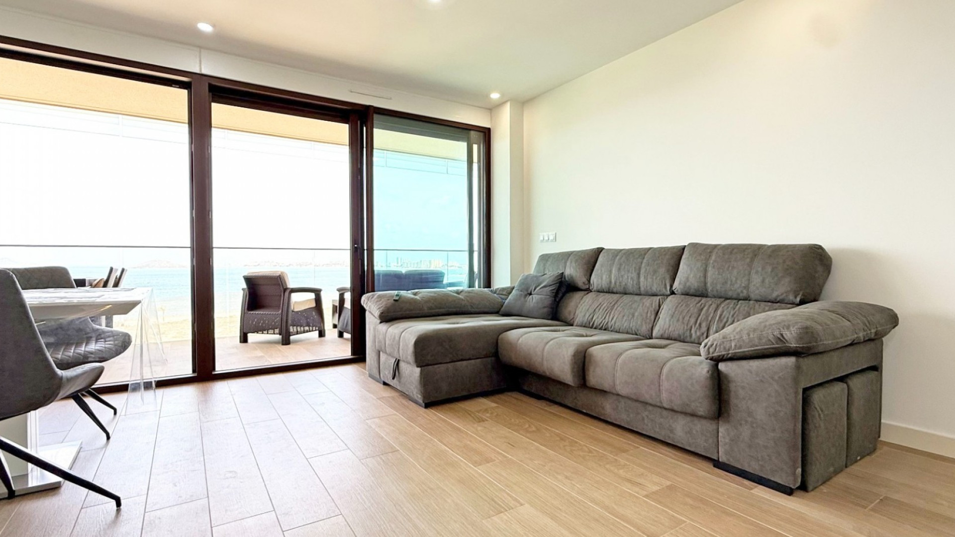 Resale - Apartment - Cartagena - Playa Honda