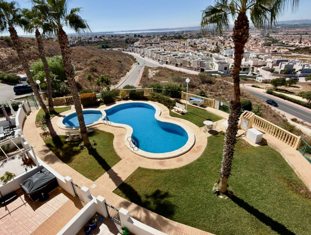 Resale - Apartment - Ciudad Quesada