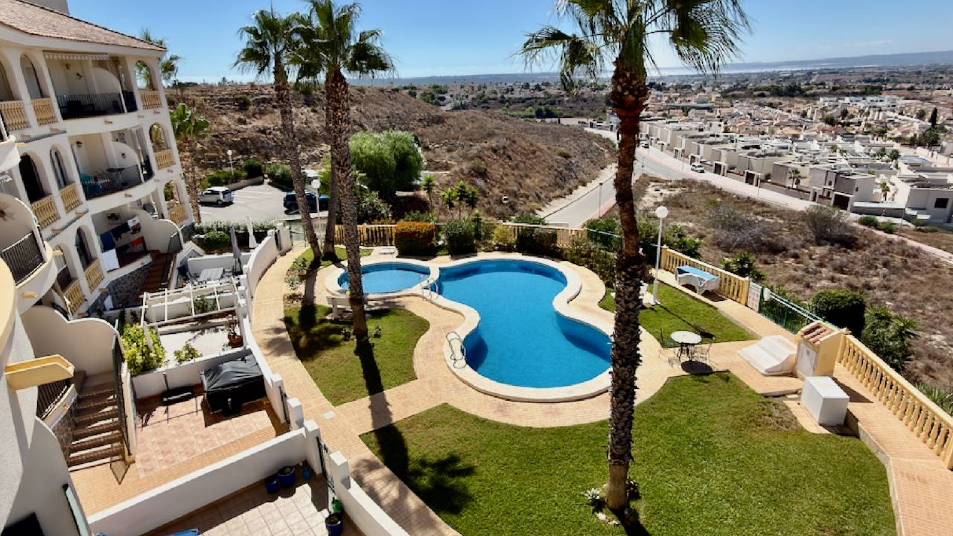 Resale - Apartment - Ciudad Quesada