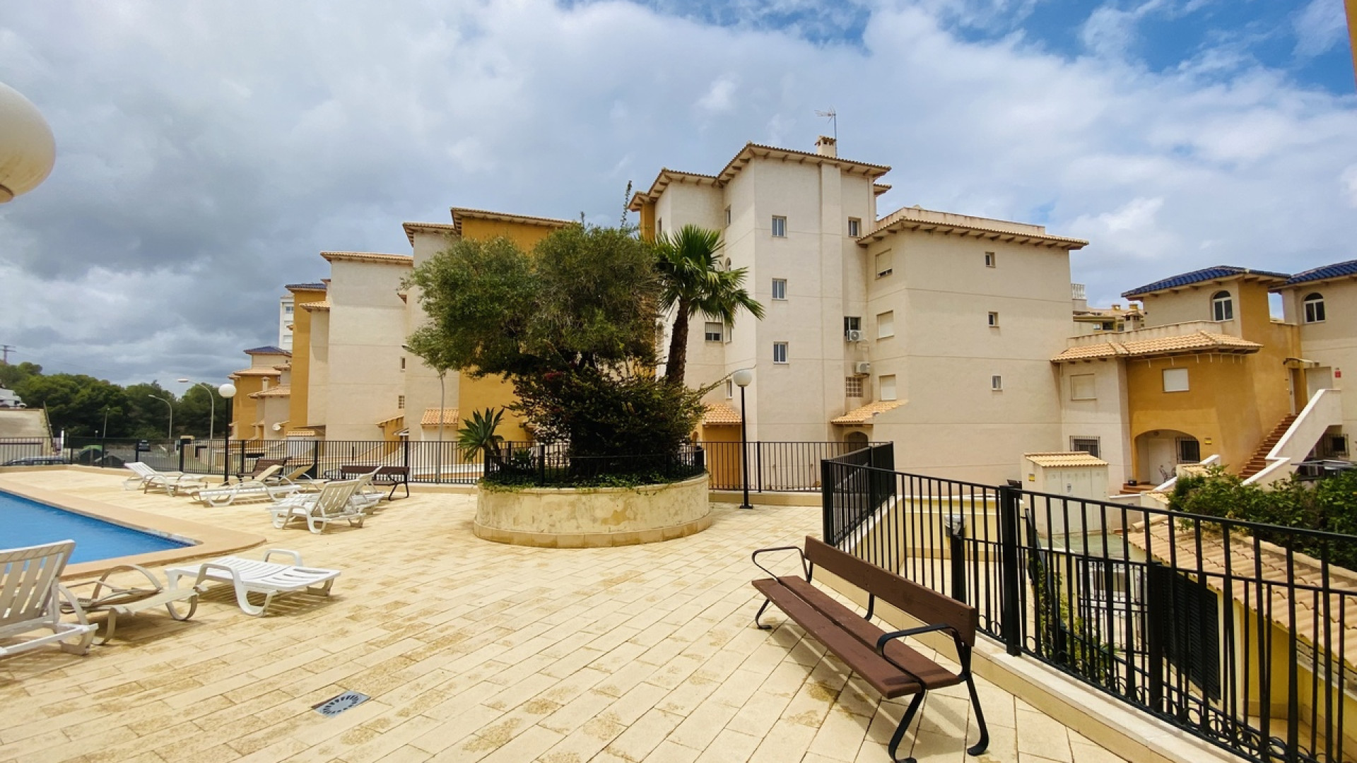 Resale - Apartment - Dehesa de Campoamor - Dehesa de campoamor