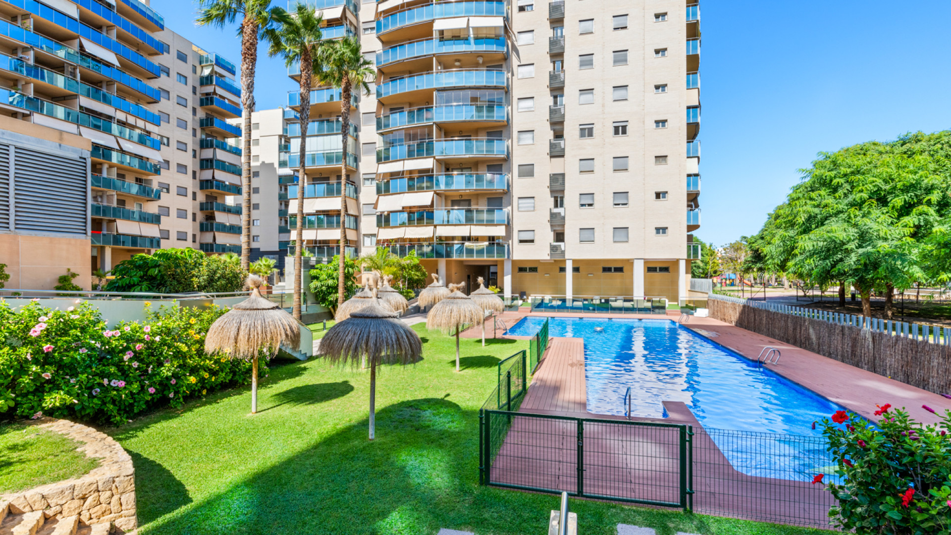 Resale - Apartment - El Campello - El Amerador