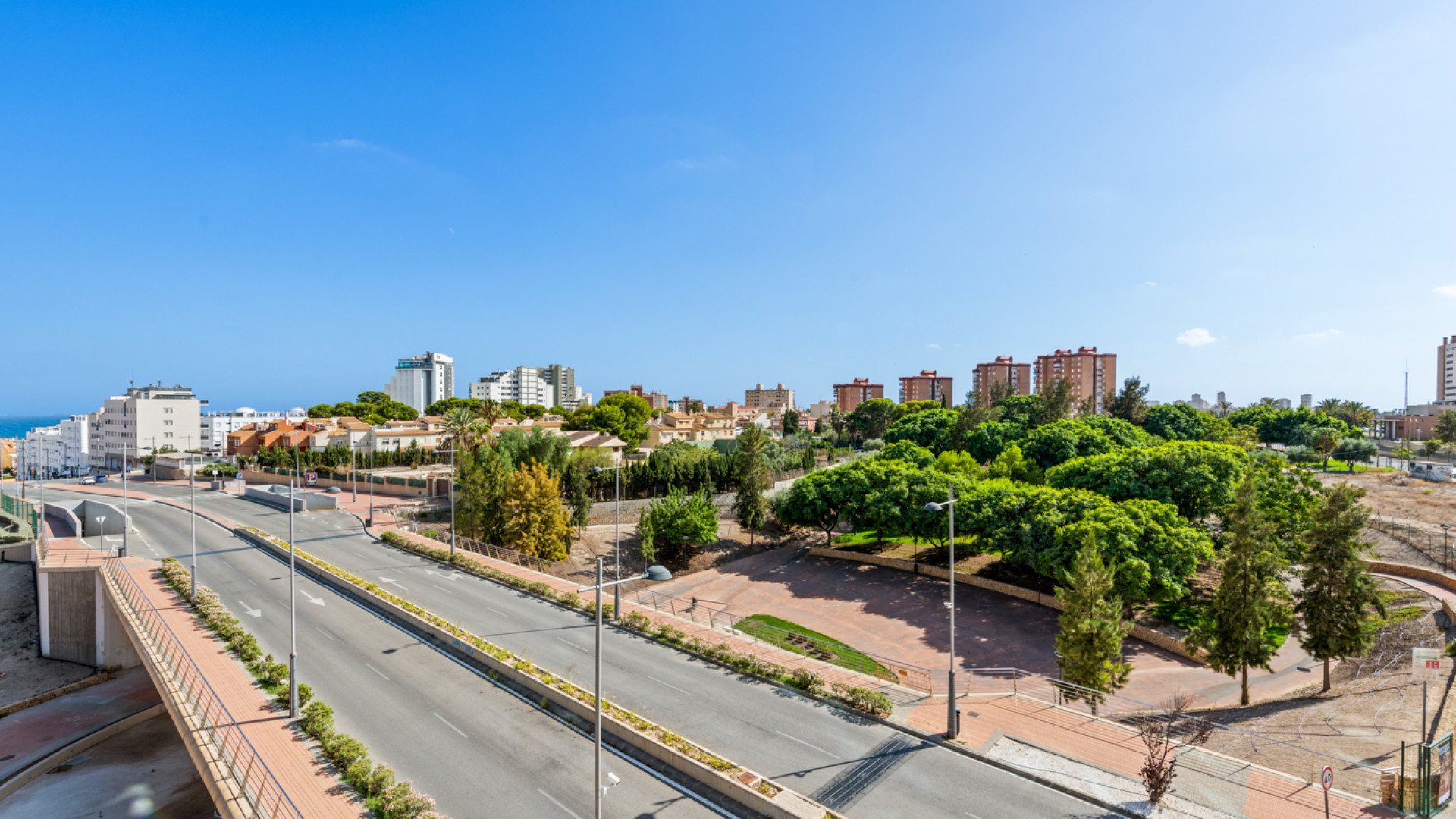 Resale - Apartment - El Campello - El Amerador