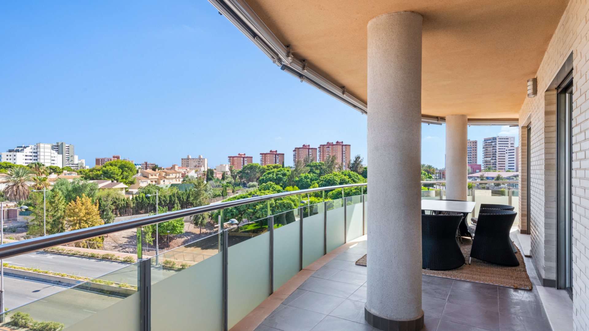 Resale - Apartment - El Campello - El Amerador