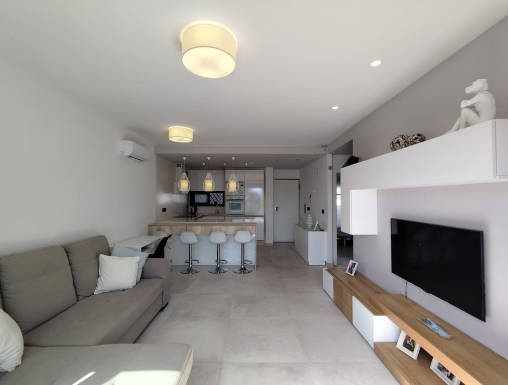 Resale - Apartment - El Raso