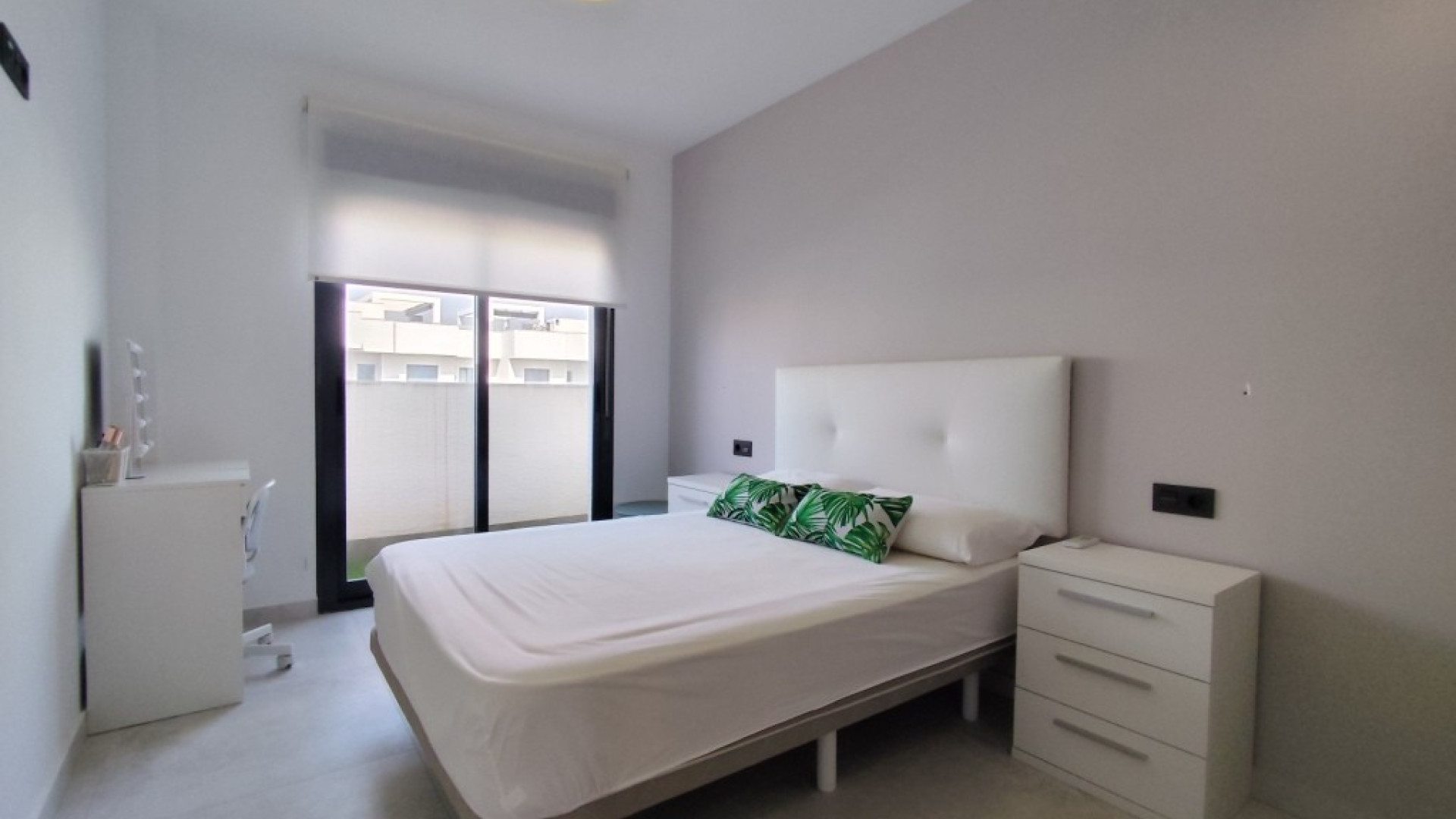 Resale - Apartment - El Raso