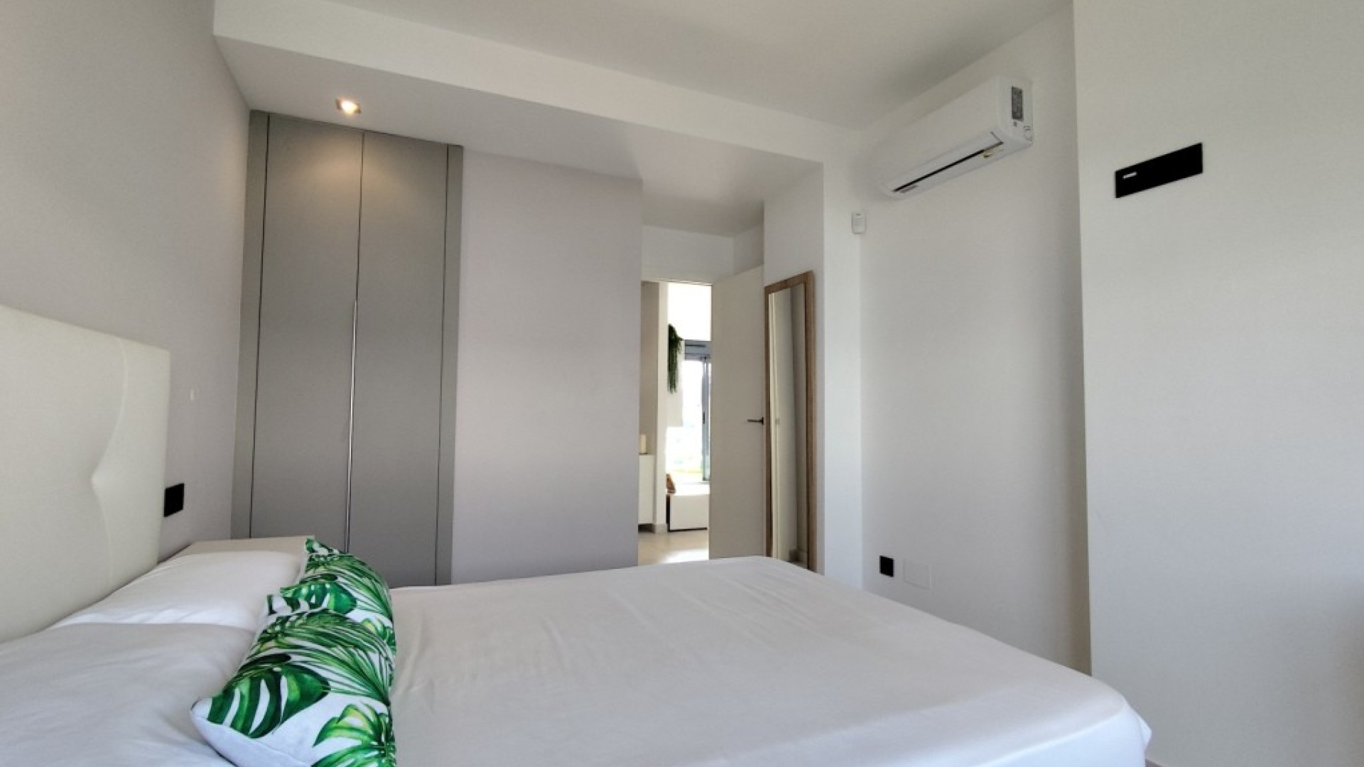 Resale - Apartment - El Raso
