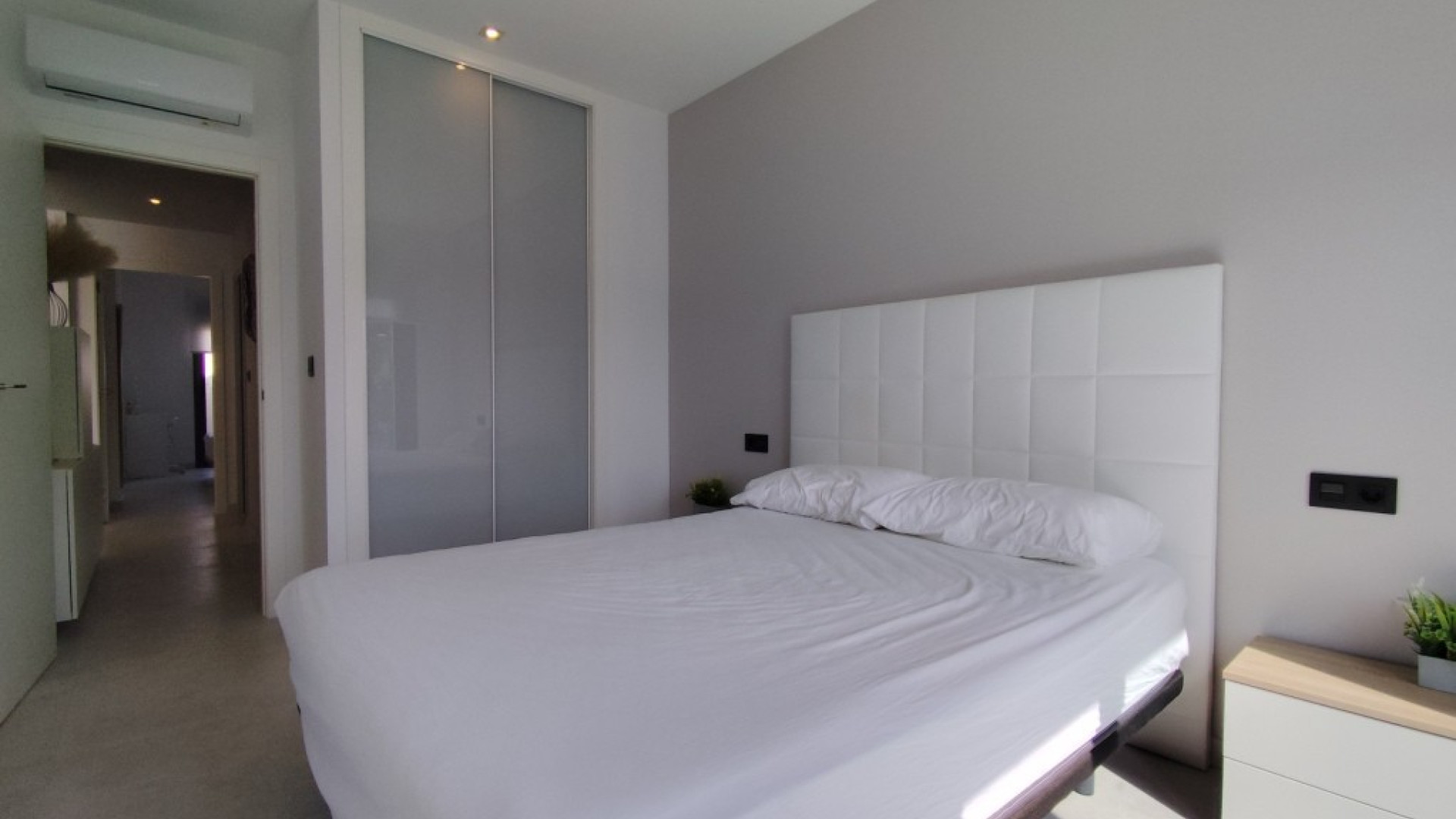 Resale - Apartment - El Raso