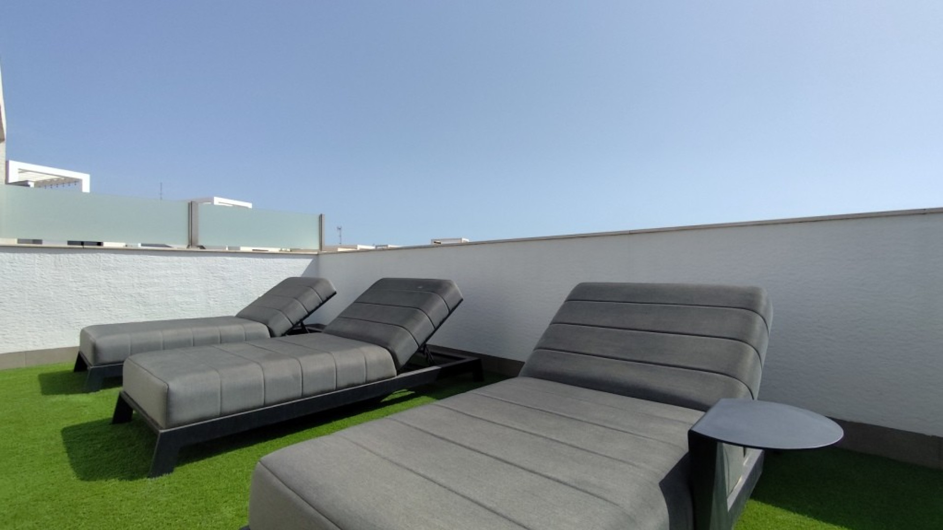 Resale - Apartment - El Raso