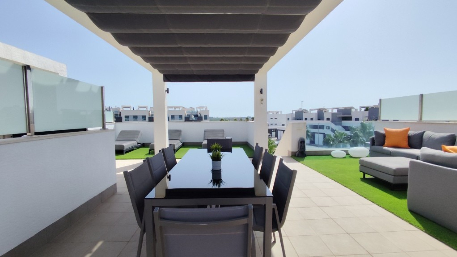 Resale - Apartment - El Raso