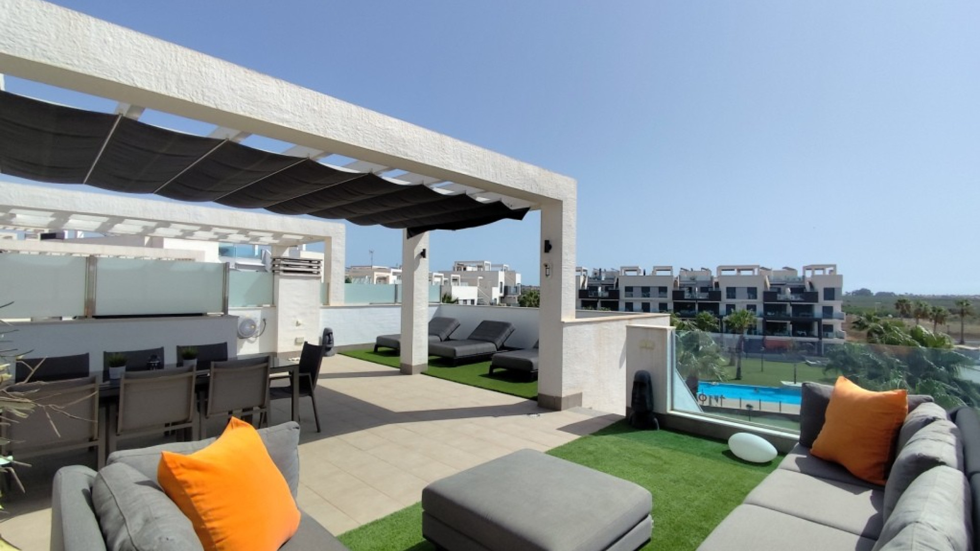 Resale - Apartment - El Raso