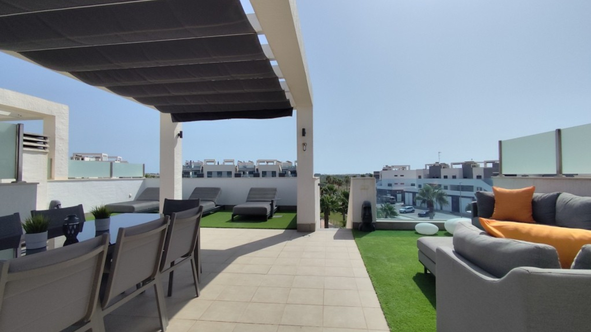 Resale - Apartment - El Raso
