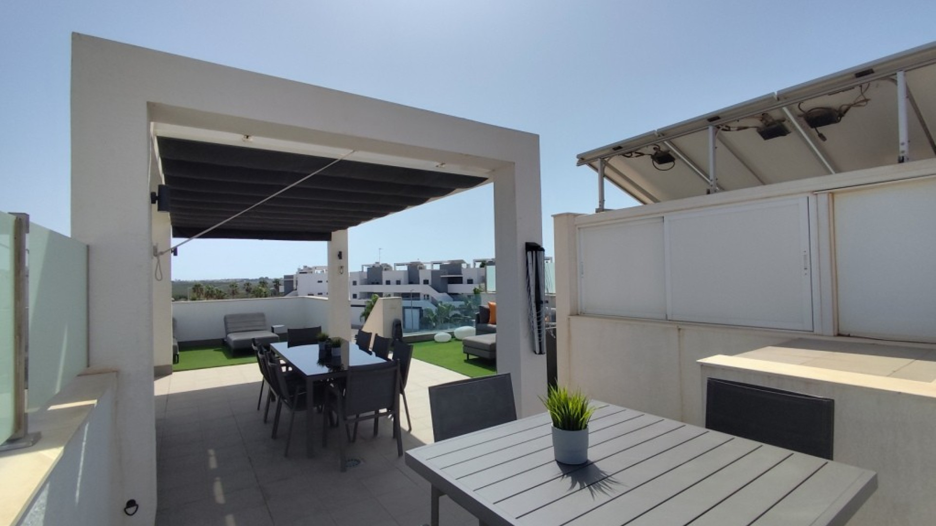 Resale - Apartment - El Raso