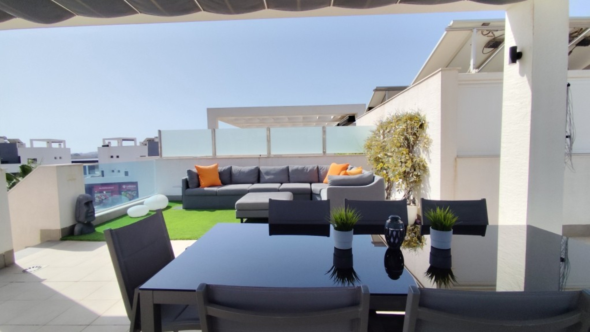 Resale - Apartment - El Raso