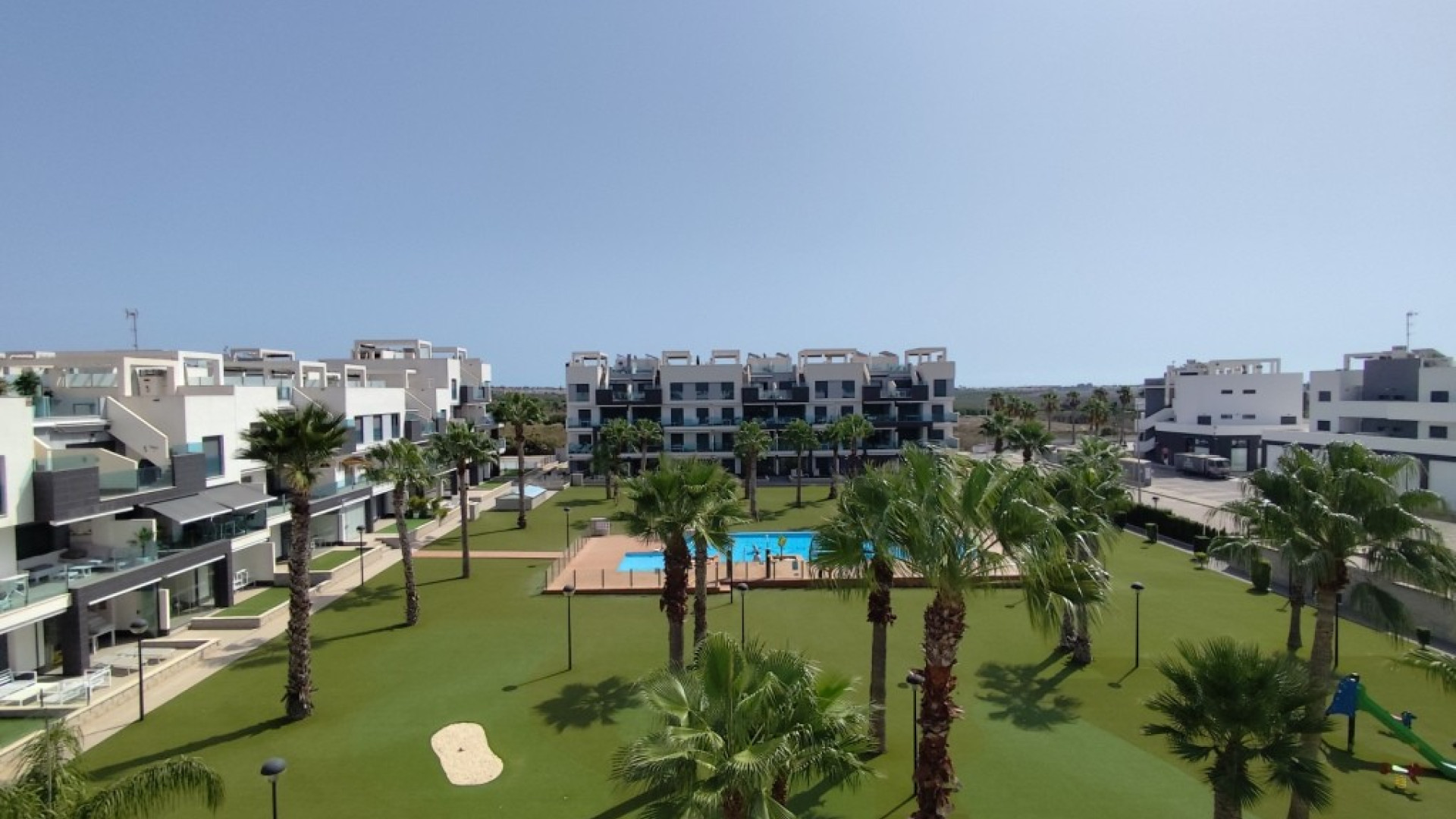Resale - Apartment - El Raso
