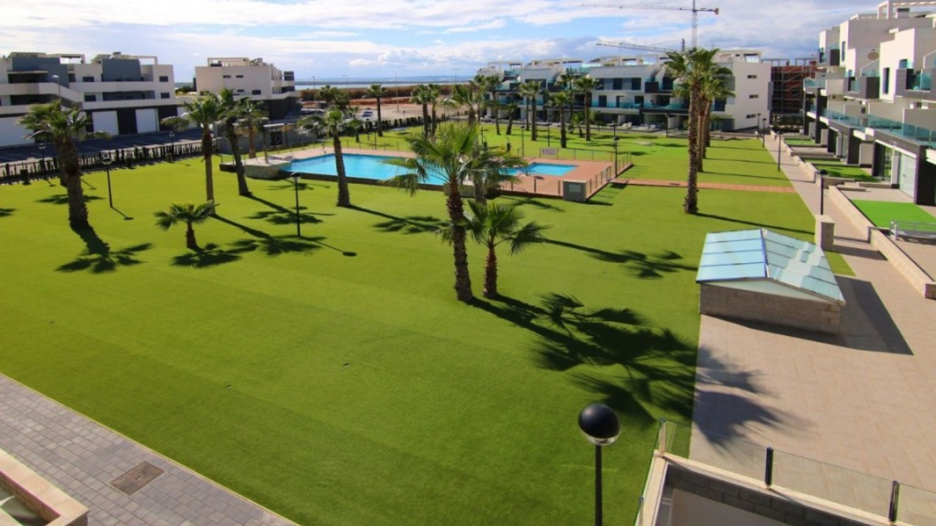 Resale - Apartment - El Raso