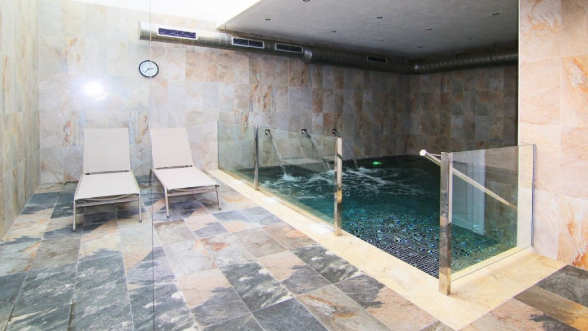 Resale - Apartment - El Raso