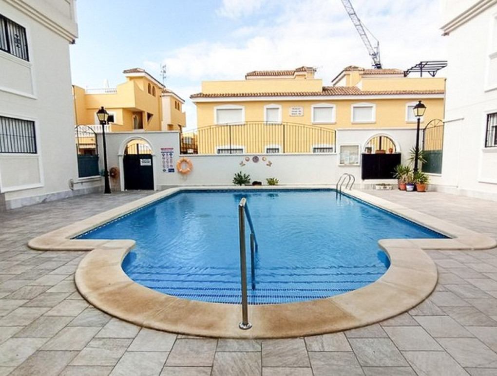 Resale - Apartment - Formentera del Segura