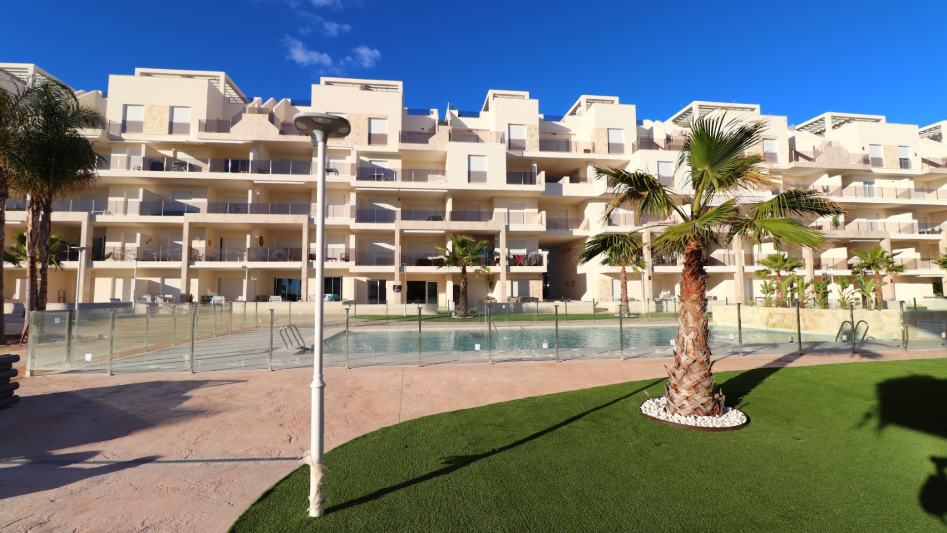 Resale - Apartment - Guardamar del Segura - El Raso