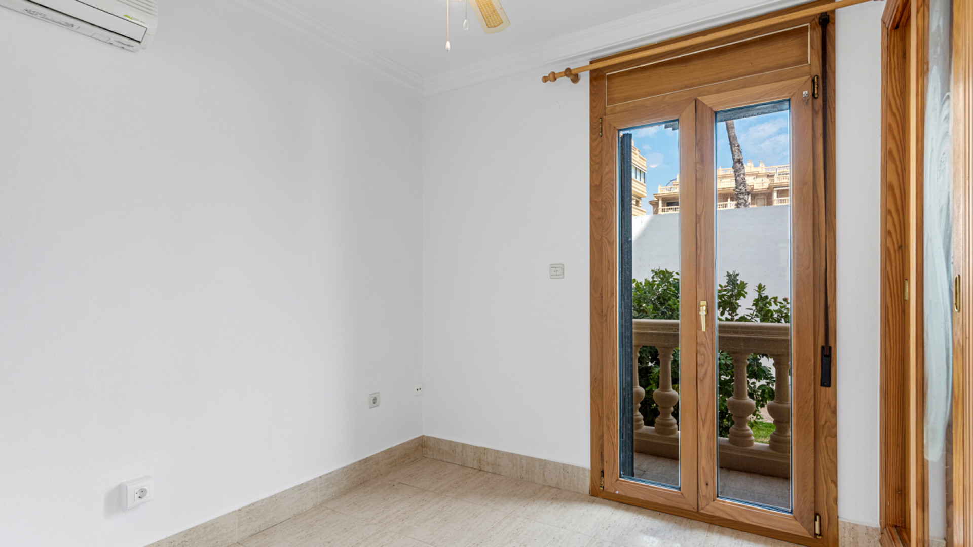 Resale - Apartment - Guardamar del Segura