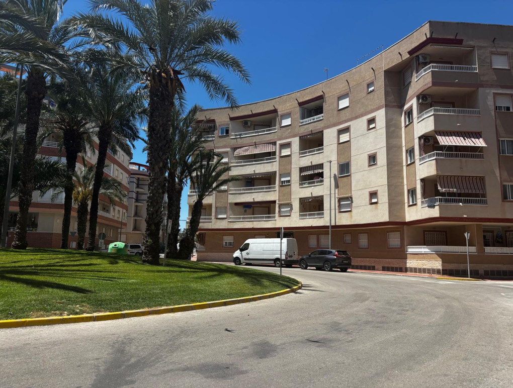 Resale - Apartment - Guardamar del Segura