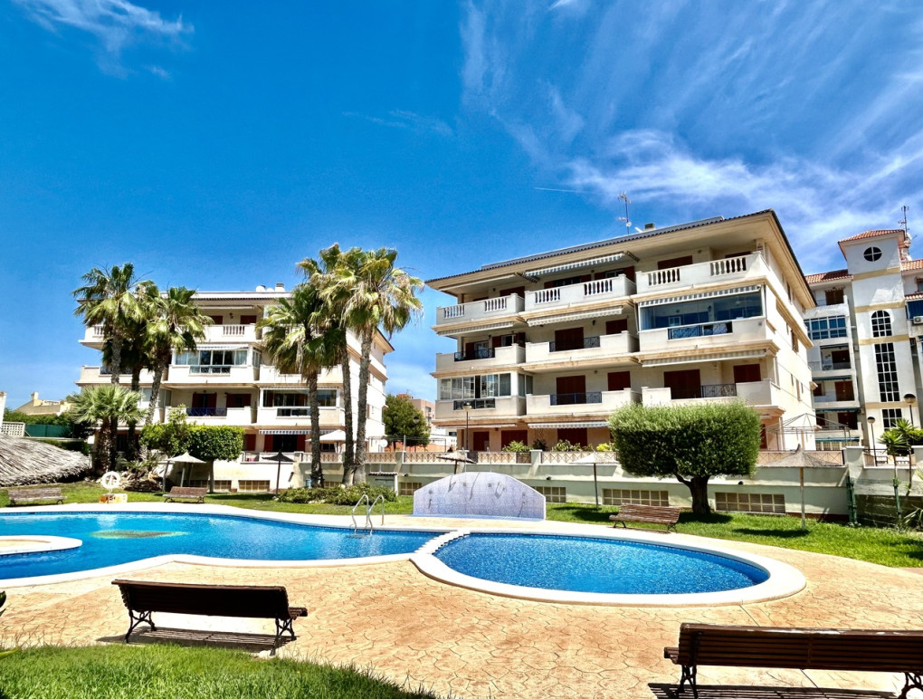 Resale - Apartment - La Mata