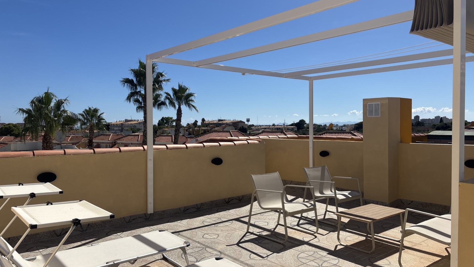 Resale - Apartment - La Regia