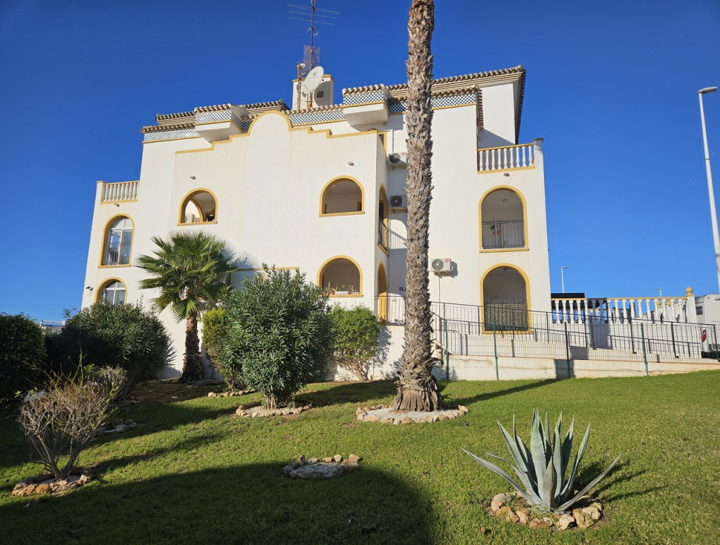 Resale - Apartment - La Zenia